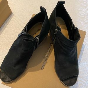 Gentle Used Lucky Brand Wedges
